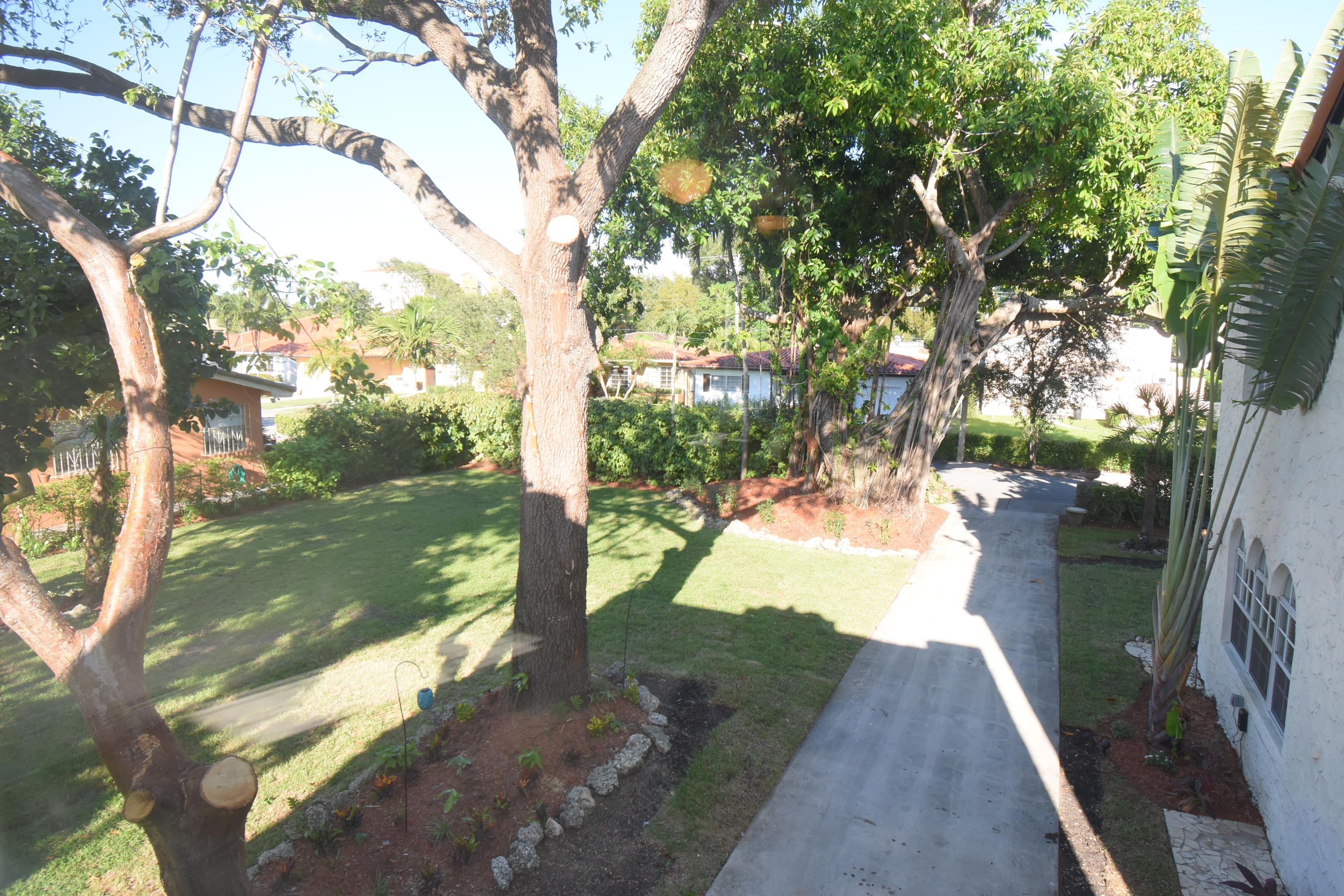 900 El Rado Street Coral Gables, FL 33134 - Photo 37 of 50 DSC_0559