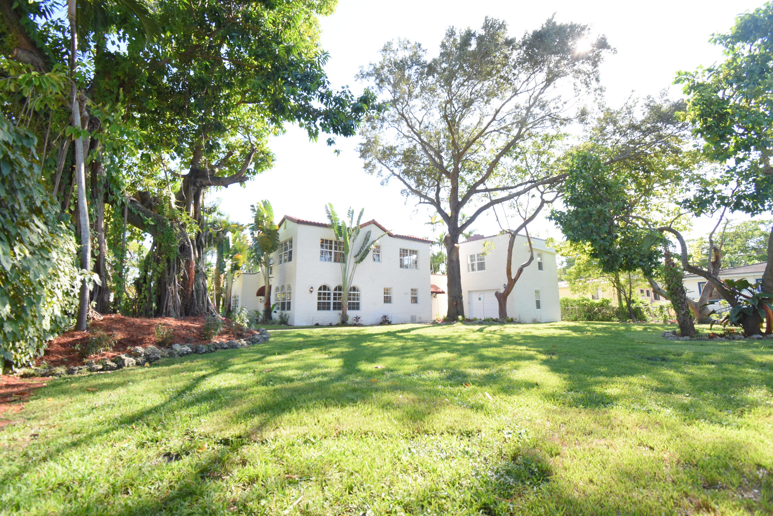 900 El Rado Street Coral Gables, FL 33134 - Photo 38 of 50 DSC_0456