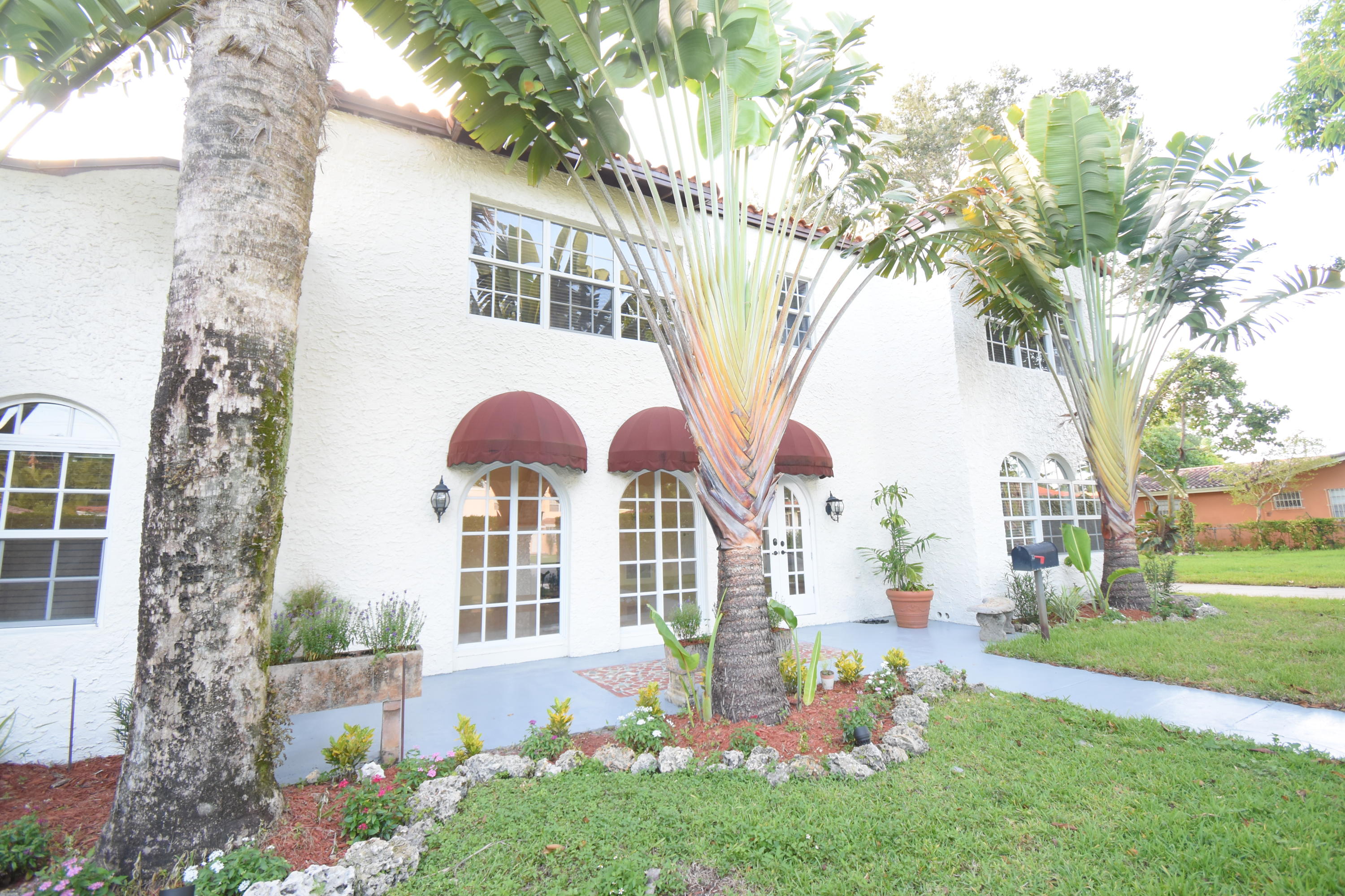 900 El Rado Street Coral Gables, FL 33134 - Photo 41 of 50 DSC_0444