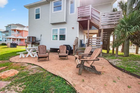a house view with a garden space
