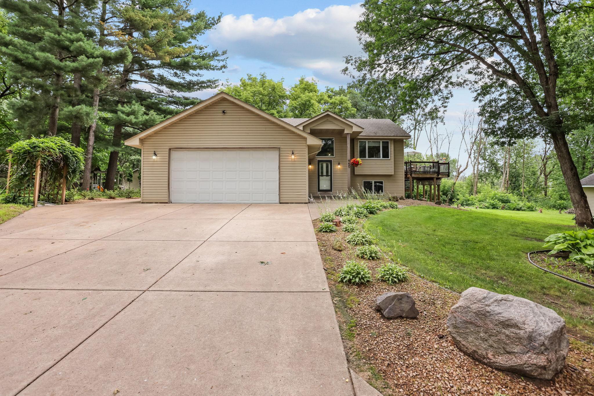 440 Grove Road Wyoming, MN 55092 - Photo 2 of 34