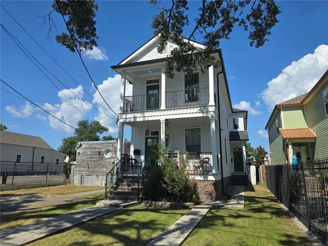$1,850 | 2625 Banks Street, New Orleans, LA 70119