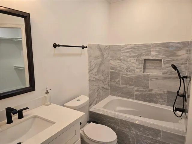 $1,850 | 2625 Banks Street, New Orleans, LA 70119