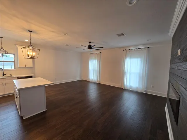 $1,850 | 2625 Banks Street, New Orleans, LA 70119