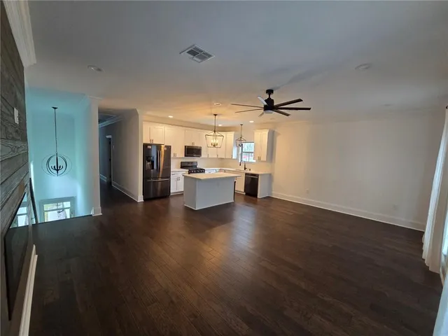 $1,850 | 2625 Banks Street, New Orleans, LA 70119