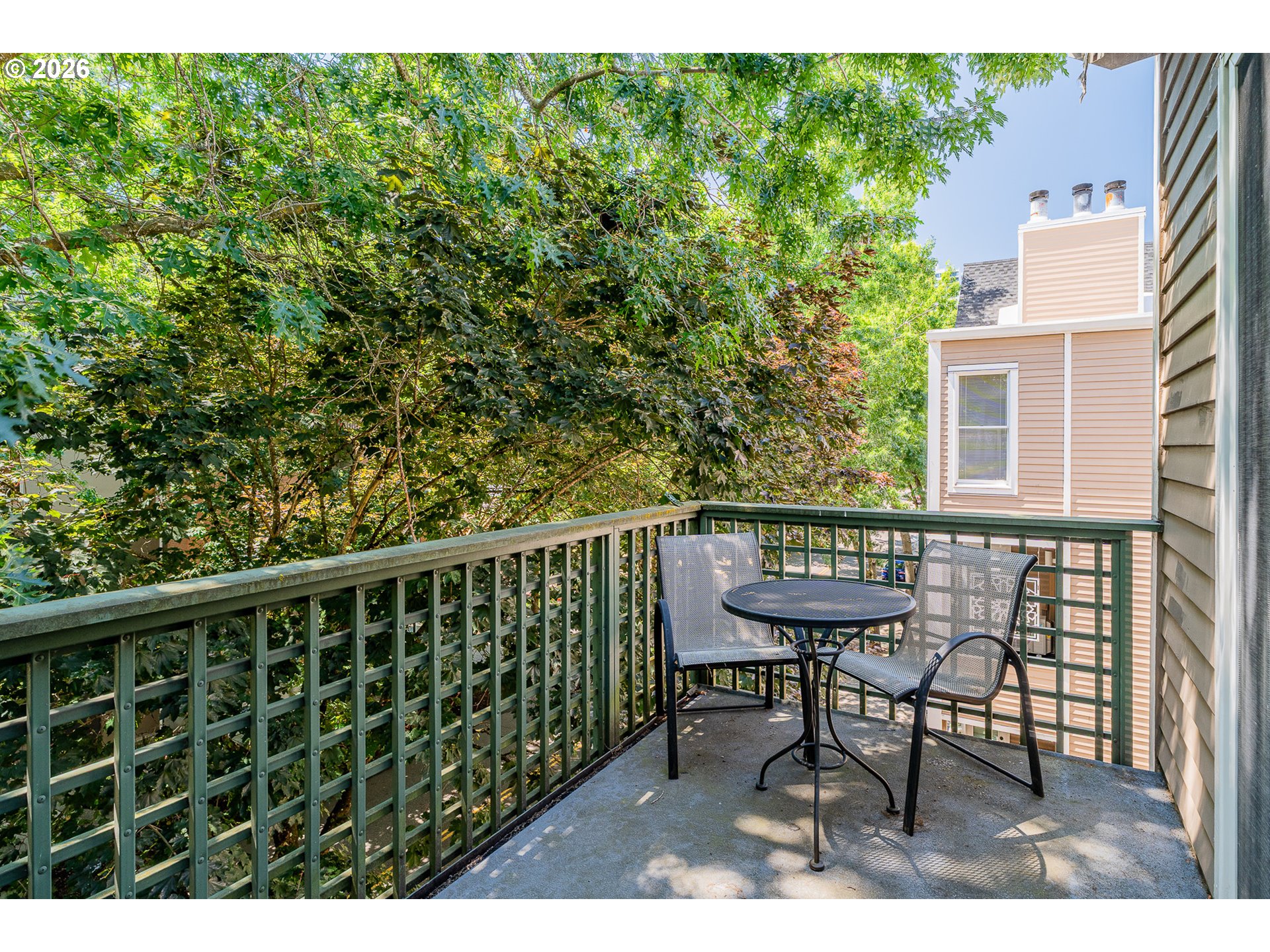205 South Montgomery Street, Unit 401B Portland, OR 97201 - Photo 18 of 33 a view of a chair and table in the balcony