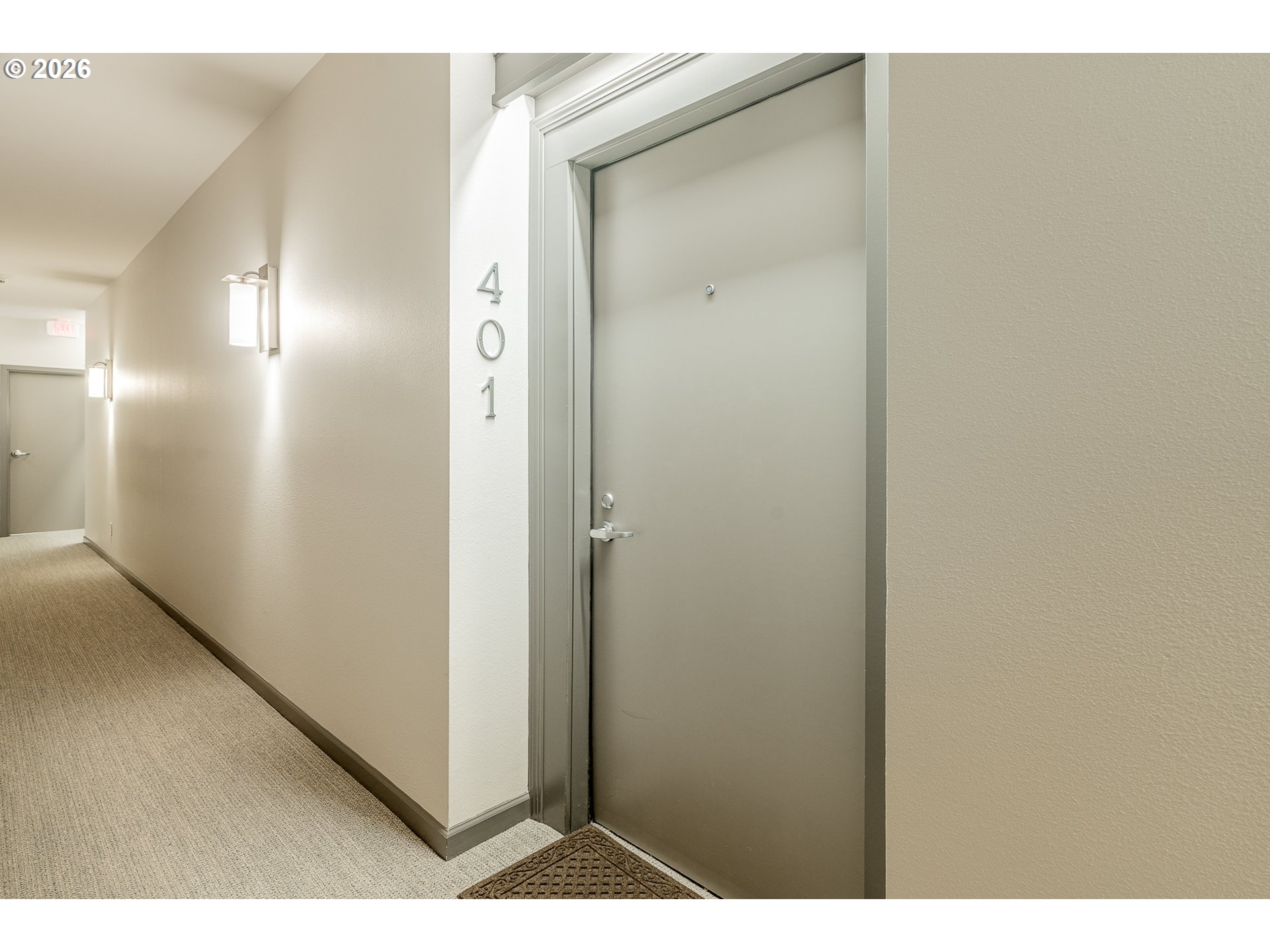205 South Montgomery Street, Unit 401B Portland, OR 97201 - Photo 3 of 33 close view of an empty room