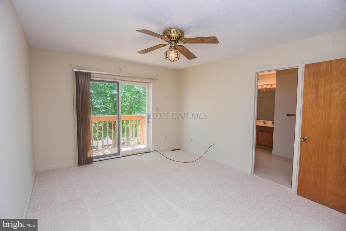 612 South Surf Road Ocean City, MD 21842 - Photo 16 of 34