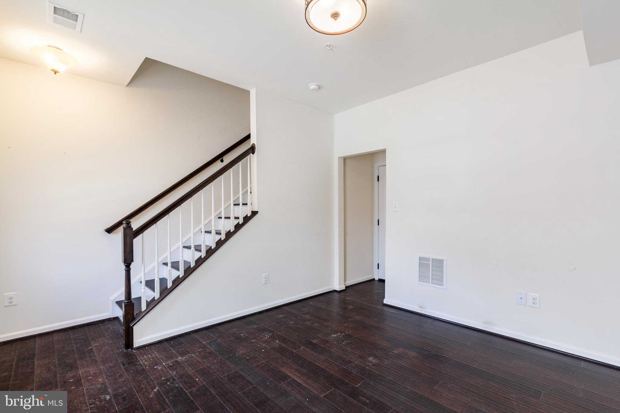 7887 Patterson Way Hanover, MD 21076 - Photo 2 of 28