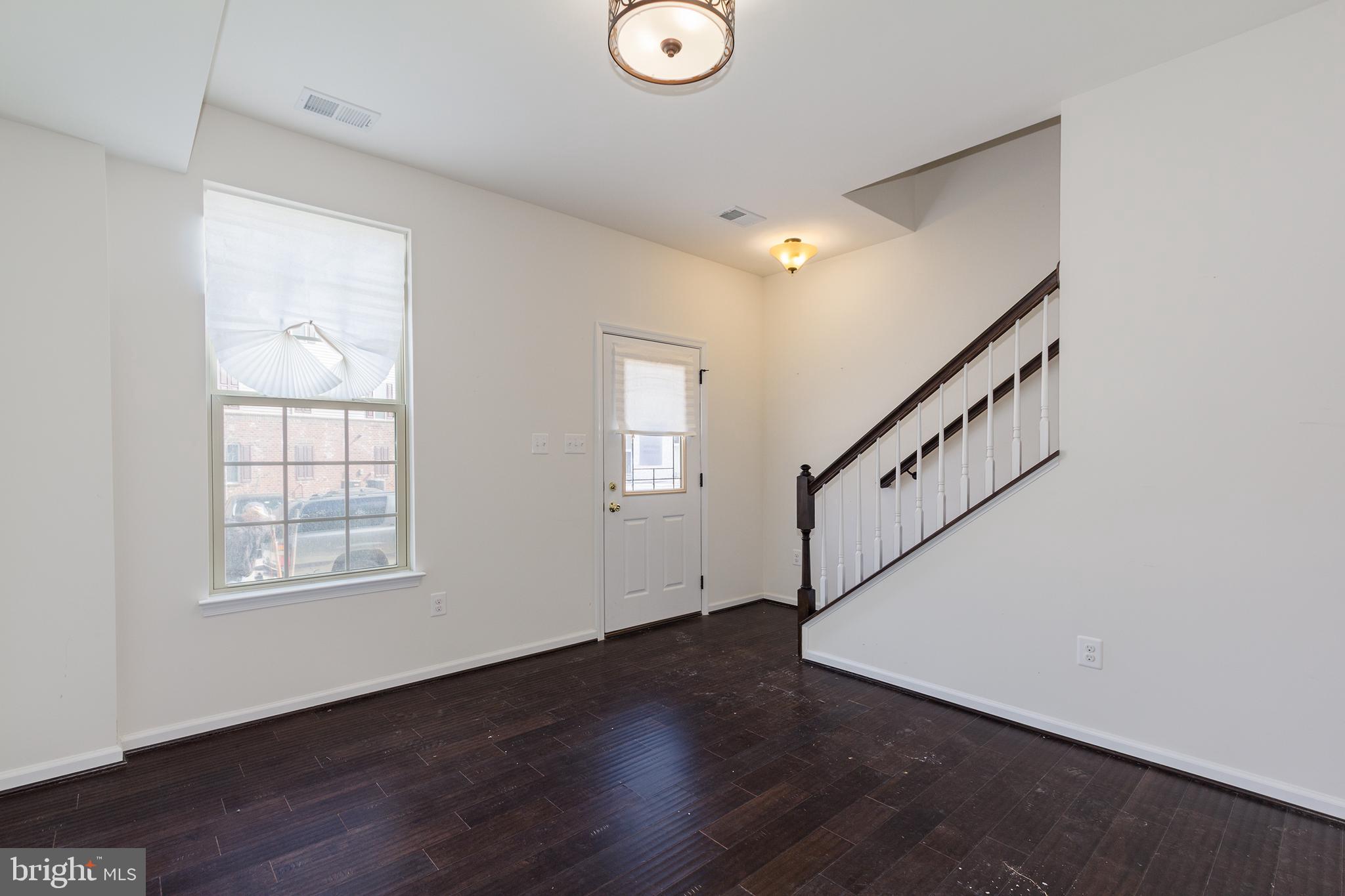 7887 Patterson Way Hanover, MD 21076 - Photo 4 of 28