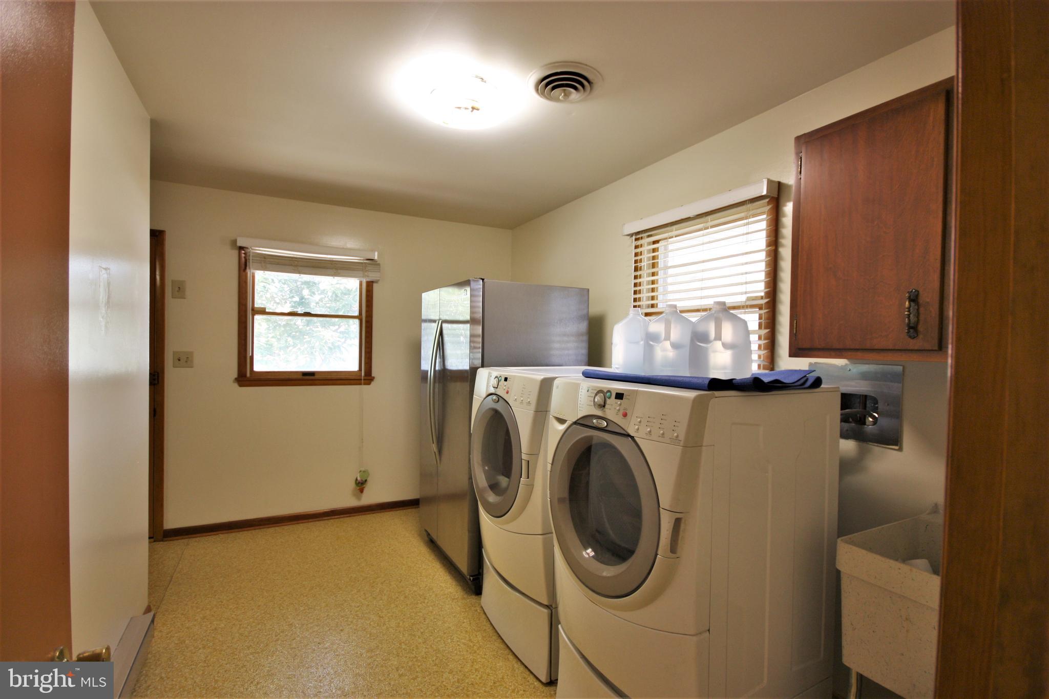 1240 Annapolis Road Odenton, MD 21113 - Photo 14 of 24 Mudroom