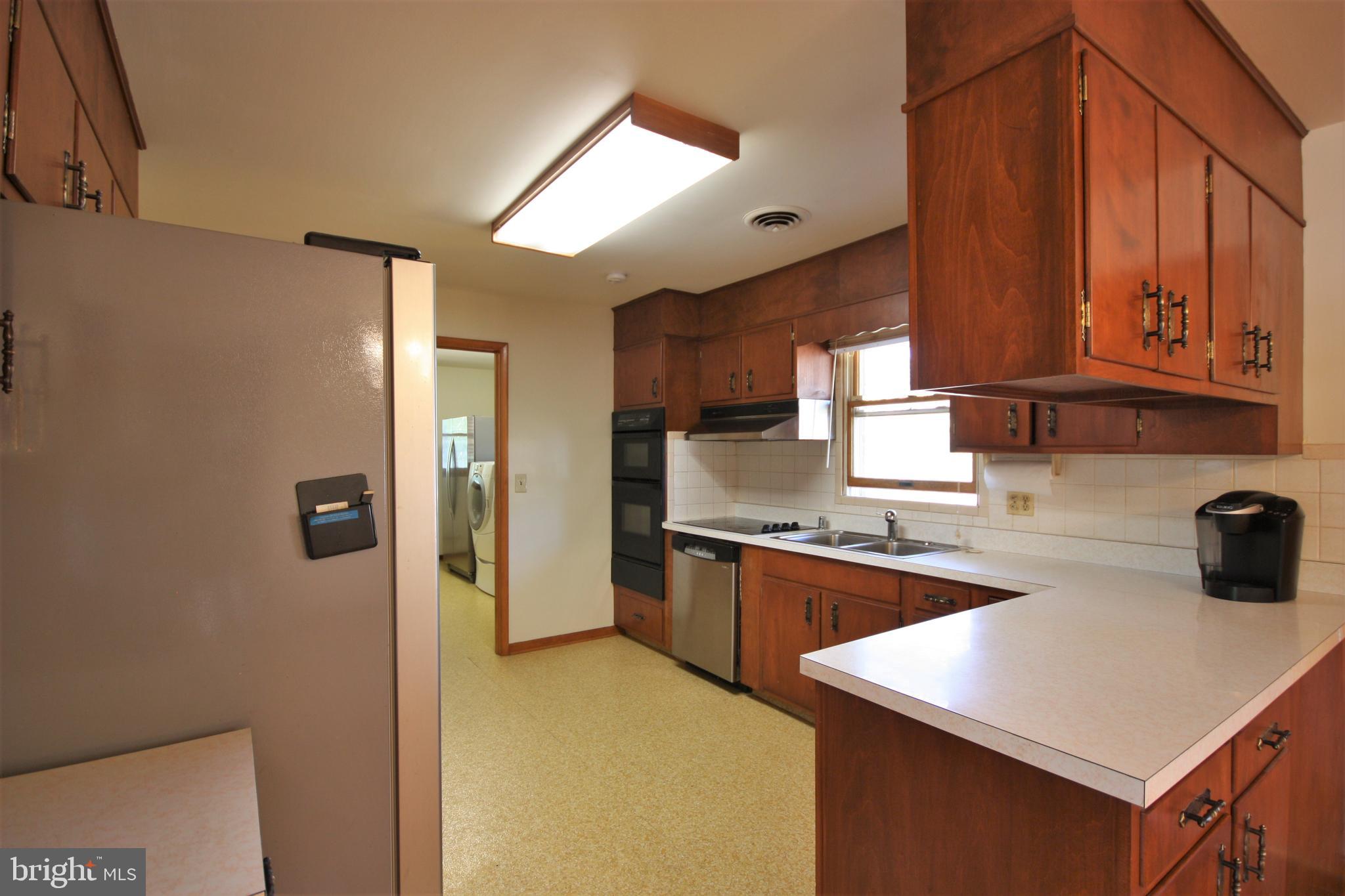1240 Annapolis Road Odenton, MD 21113 - Photo 10 of 24 Kitchen