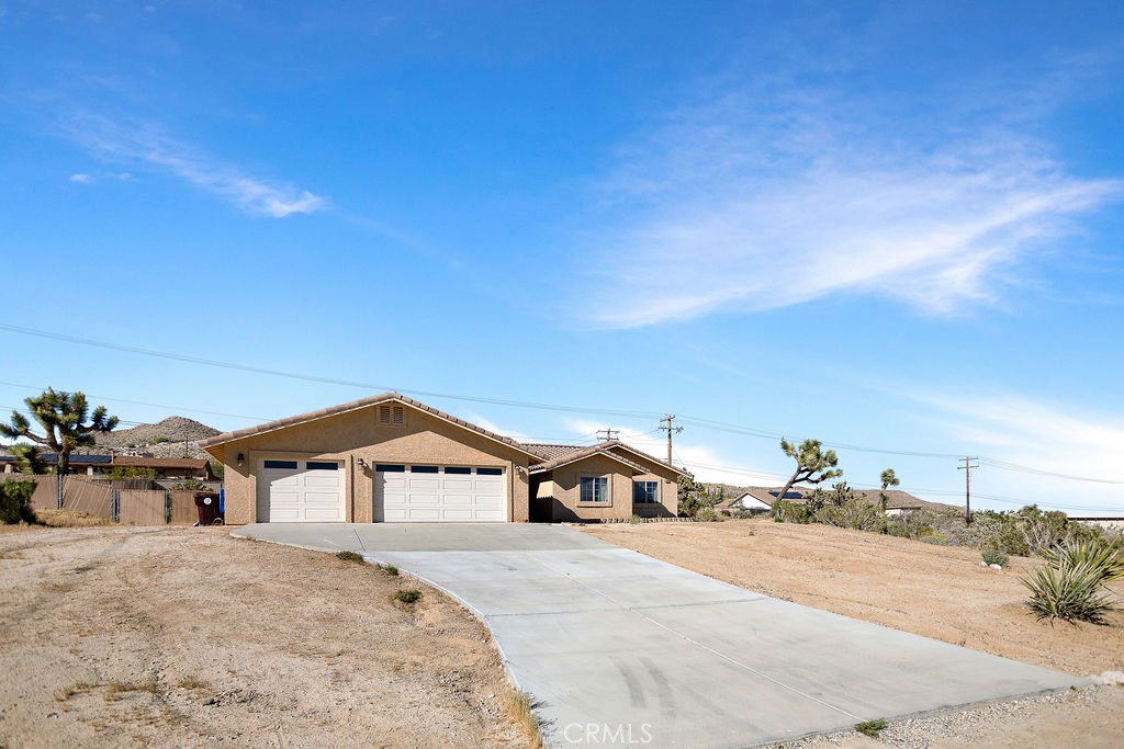 57550 Old Mill Road Yucca Valley, CA 92284 - Photo 2 of 37