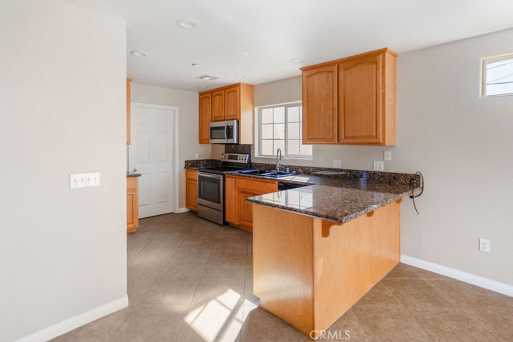 57550 Old Mill Road Yucca Valley, CA 92284 - Photo 9 of 37