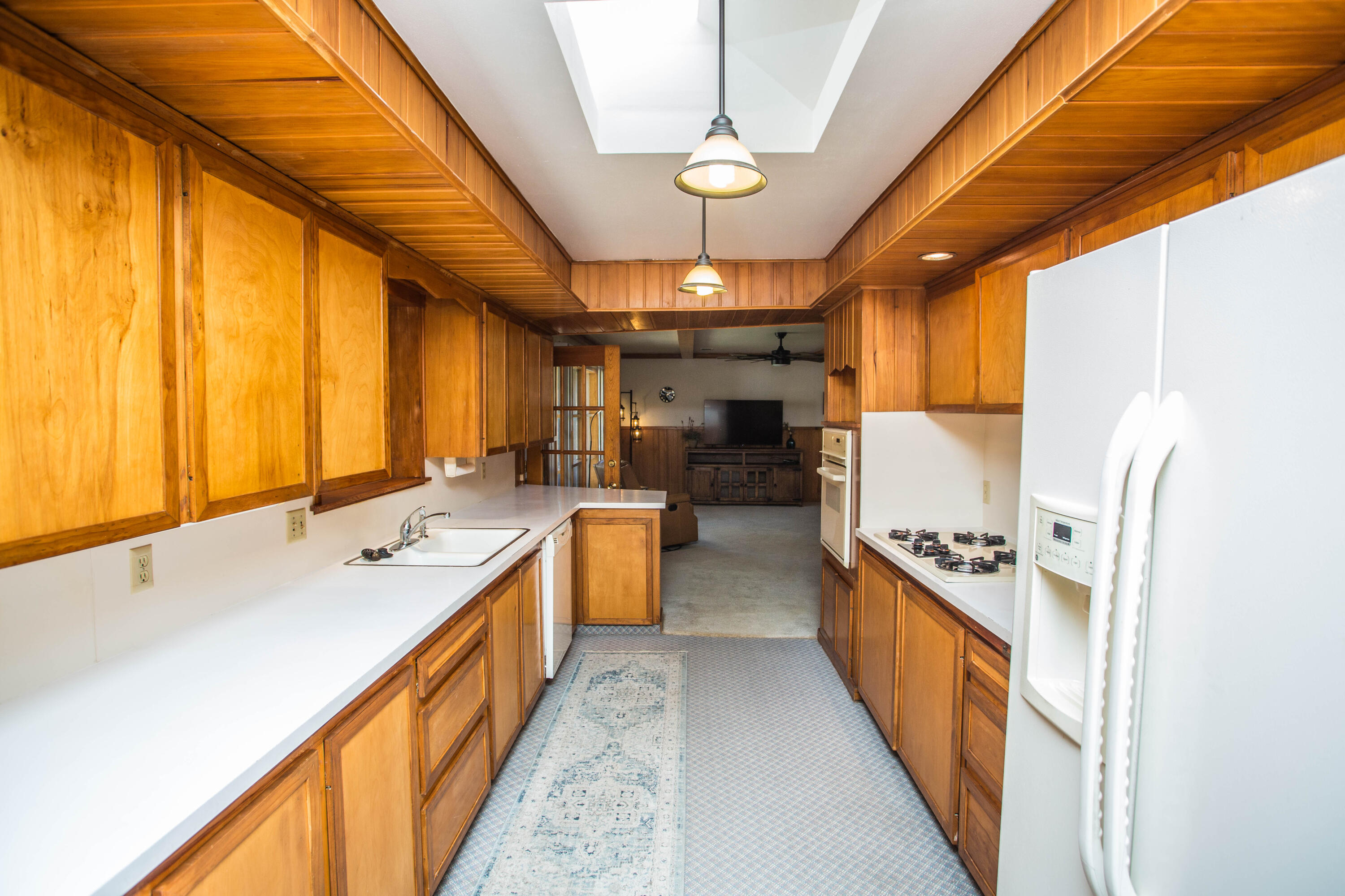 2708 59th Street Lubbock, TX 79413 - Photo 14 of 33 db