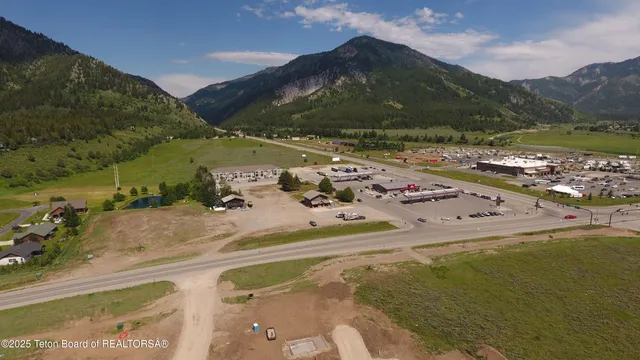 $4,200,000 | 50 Highway 26, Alpine, WY 83128