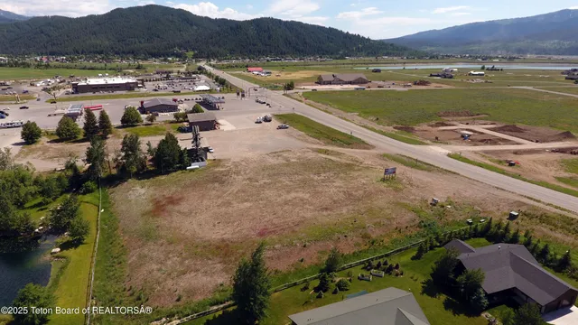 $4,200,000 | 50 Highway 26, Alpine, WY 83128