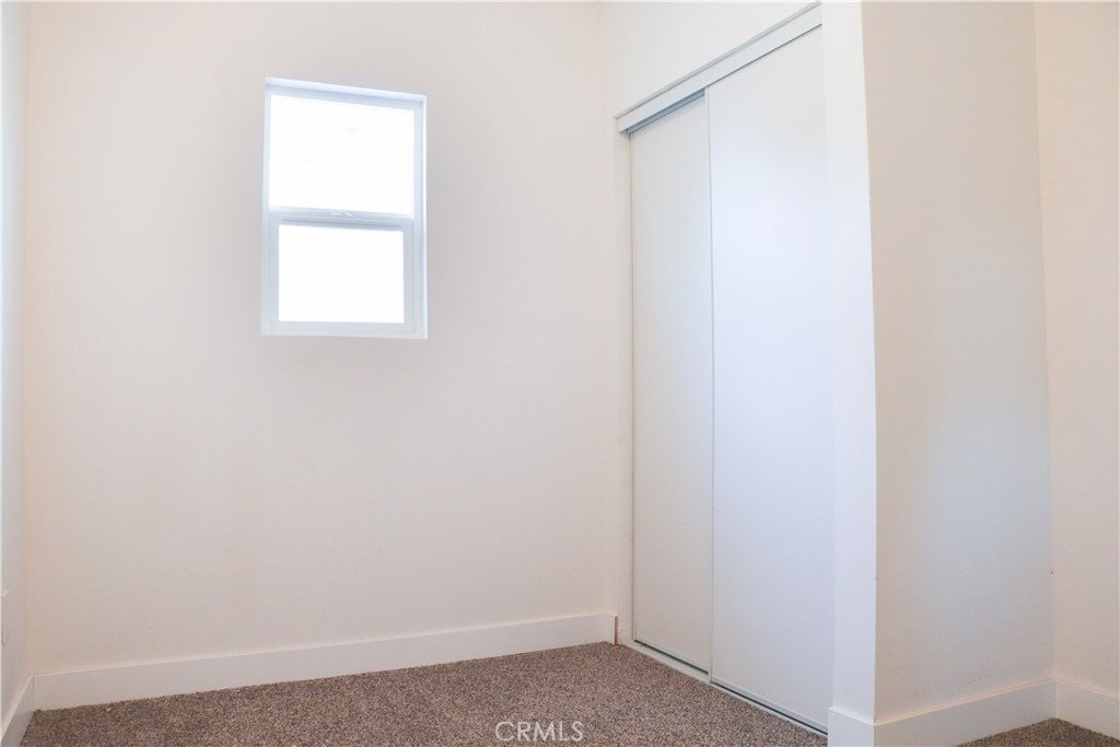 3323 Riverview Drive Jurupa Valley, CA 92509 - Photo 20 of 26 a view of an empty room