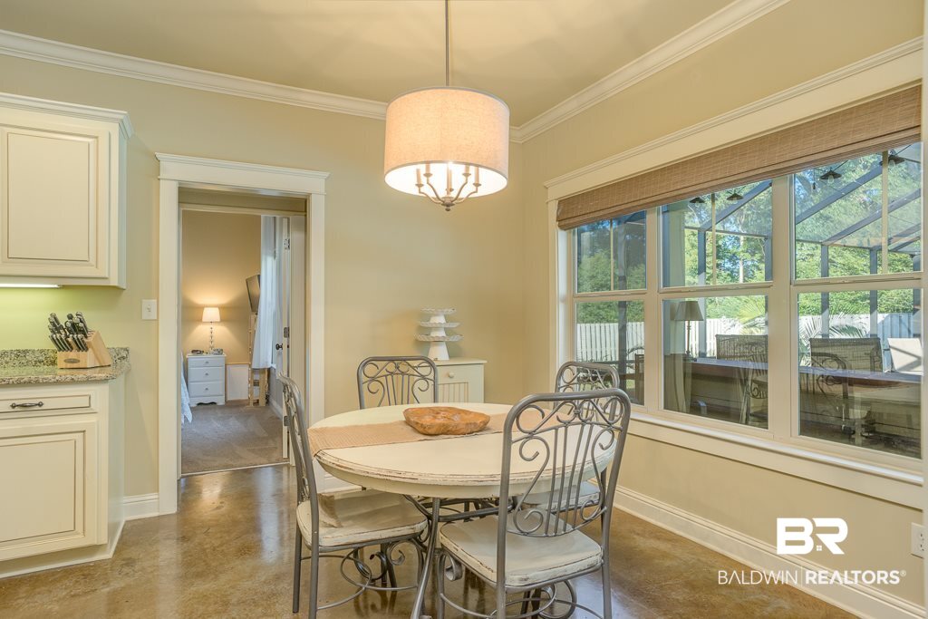 561 Musket Avenue Fairhope, AL 36532 - Photo 10 of 25 Breakfast Room