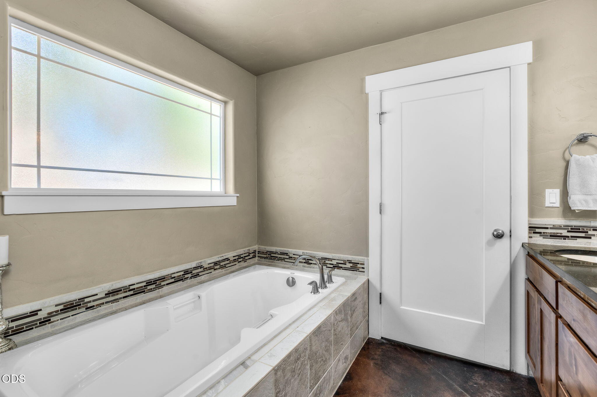 2850 Southwest 33rd Street Redmond, OR 97756 - Photo 13 of 33