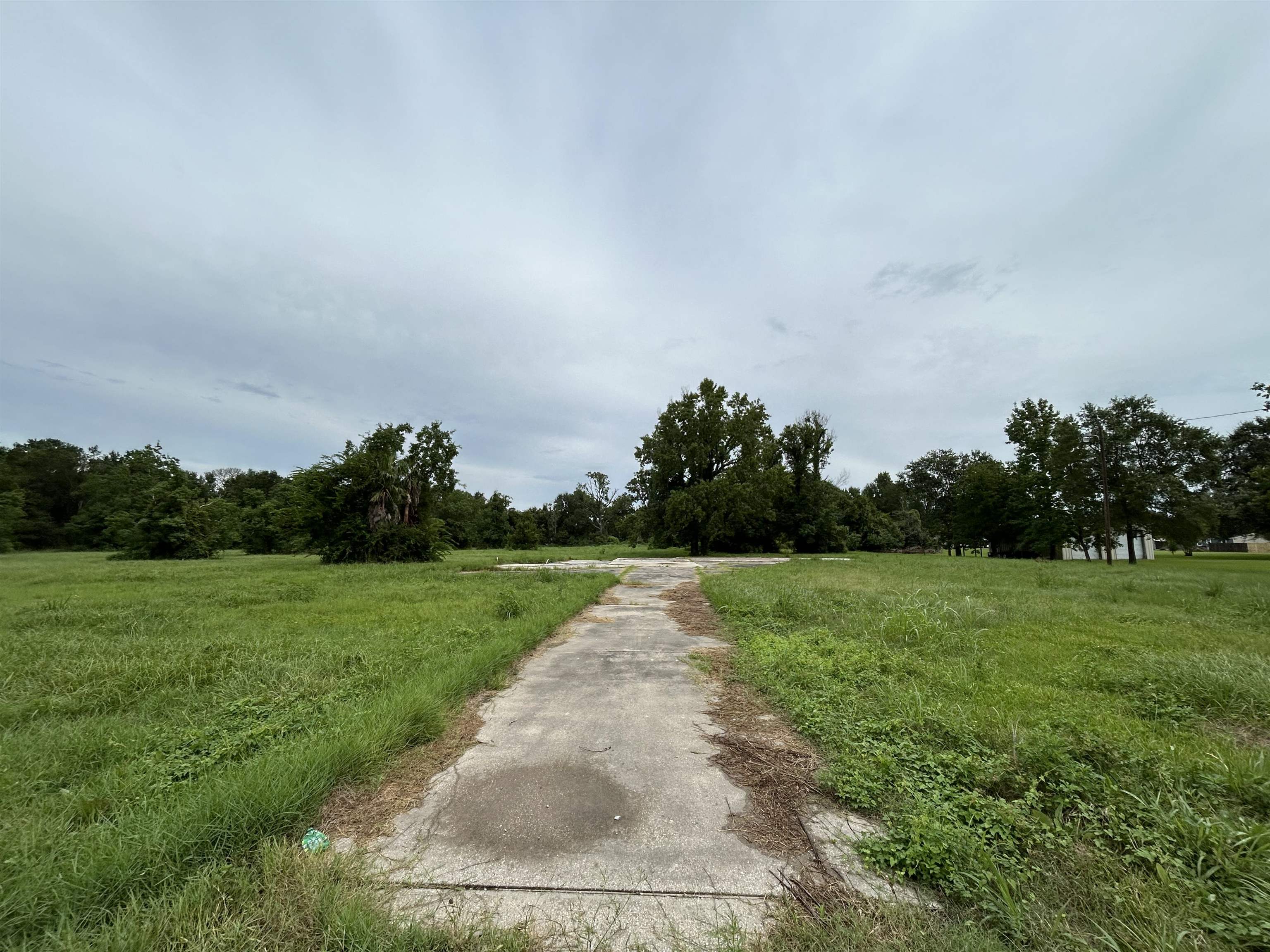 295 Stapper Street Bridge City, TX 77611 - Photo 7 of 8