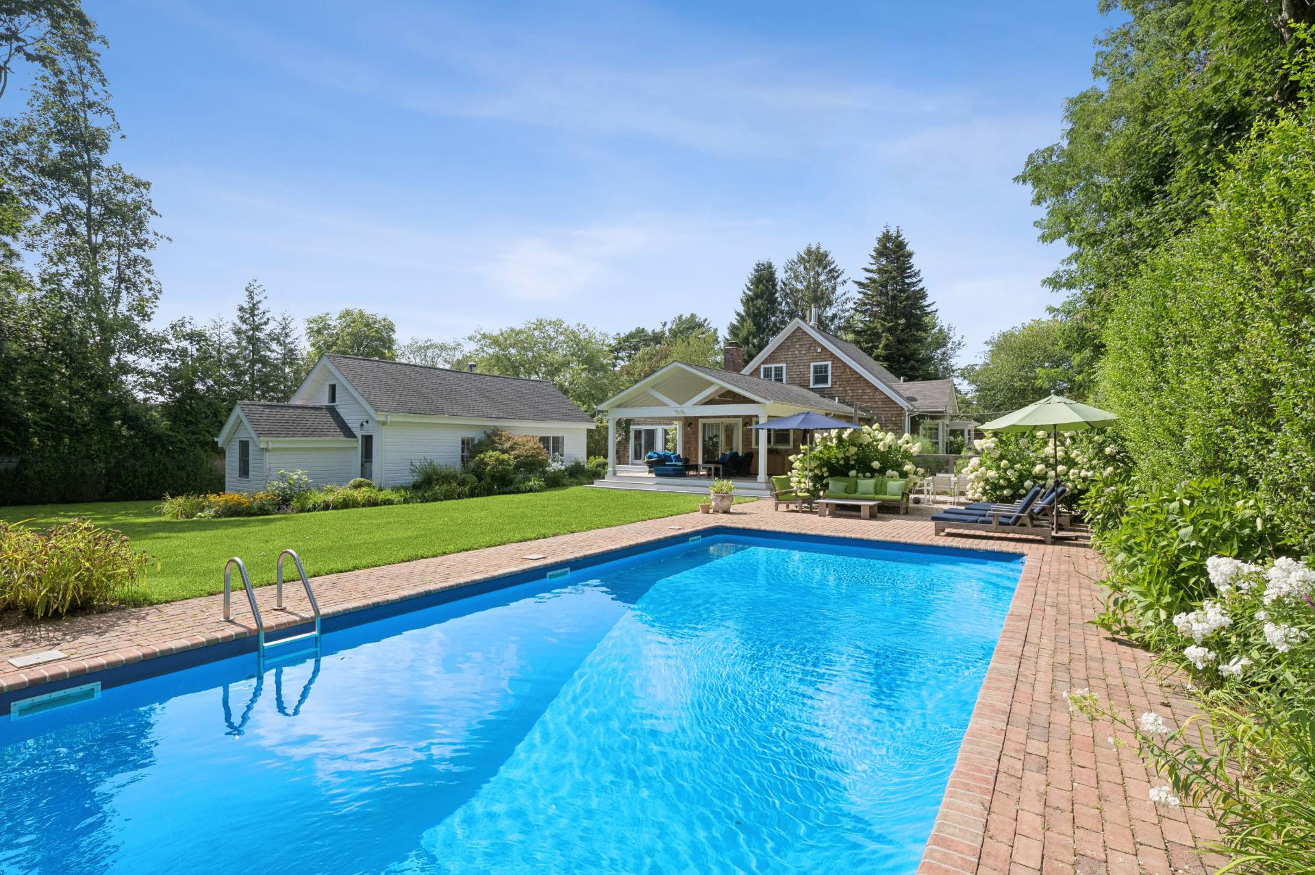 237 Maple Lane Bridgehampton, NY 11932 - Photo 20 of 27 Gallery Image 20