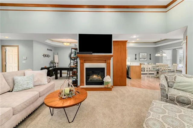 $381,500 | 4119 Southwest Homestead Drive, Lee's Summit, MO 64082