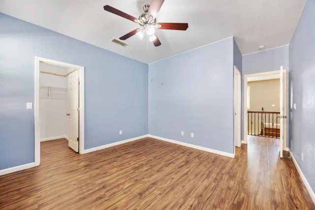 a view of a window in a room