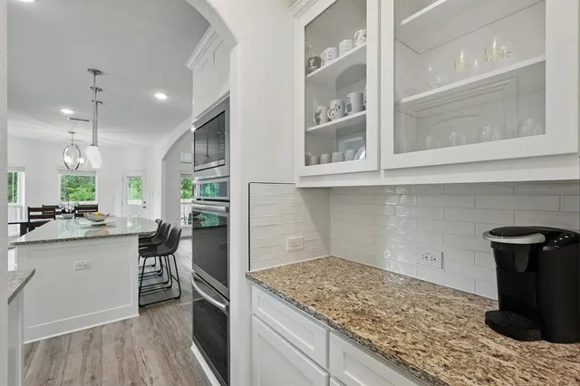 $599,900 | 2821 White Plns Drive, Midlothian, TX 76065