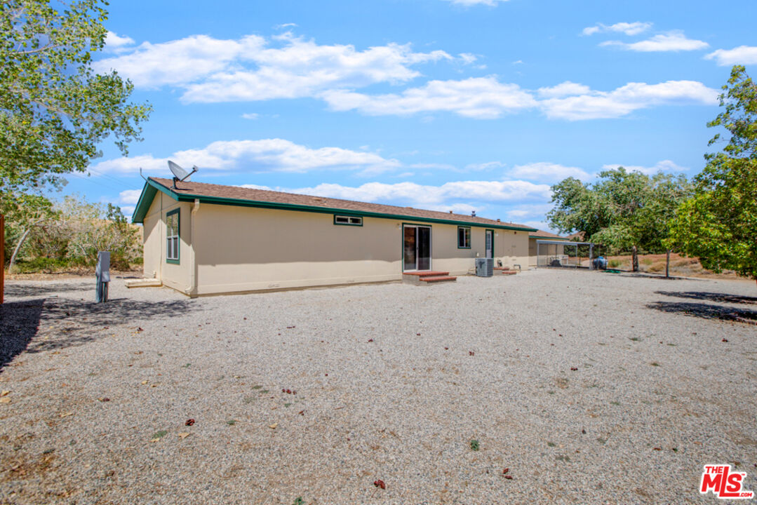 44150 Munz Ranch Road Lake Hughes, CA 93532 - Photo 3 of 40 Gallery Image 3