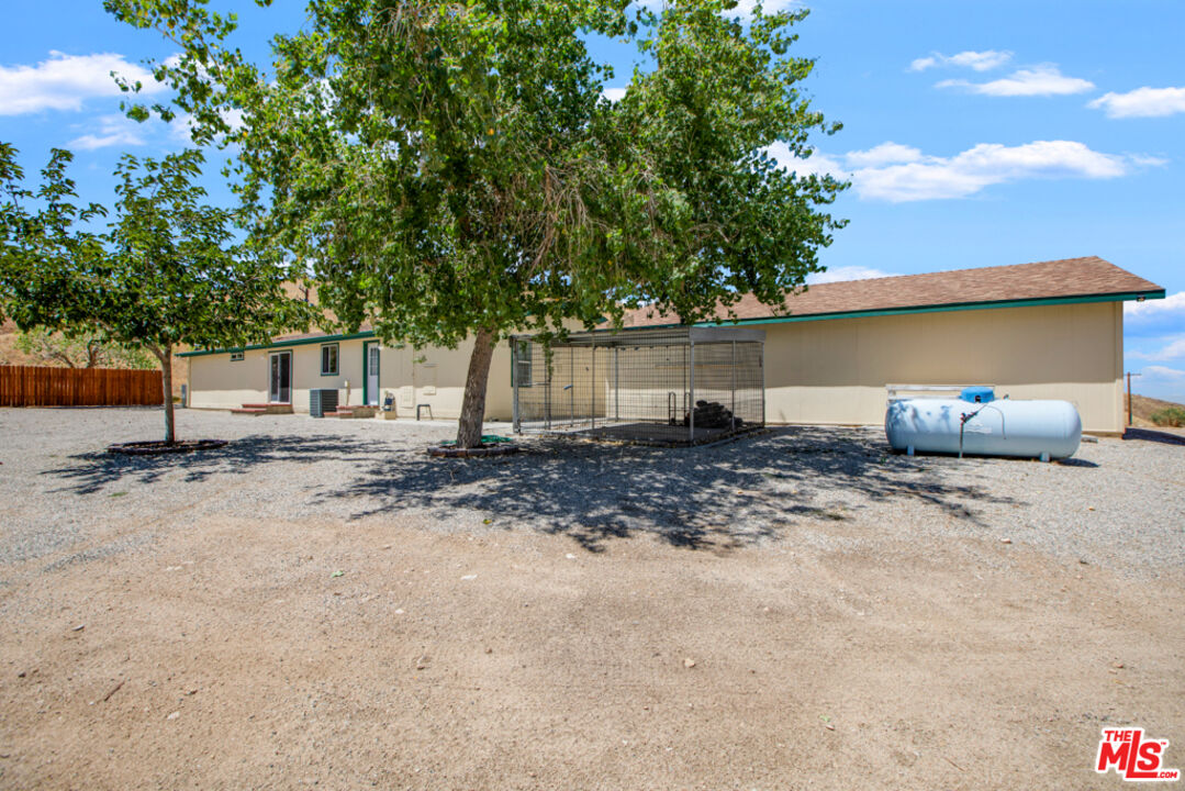 44150 Munz Ranch Road Lake Hughes, CA 93532 - Photo 4 of 40 Gallery Image 4