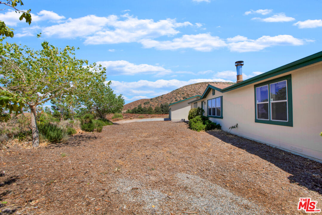 44150 Munz Ranch Road Lake Hughes, CA 93532 - Photo 7 of 40 Gallery Image 7