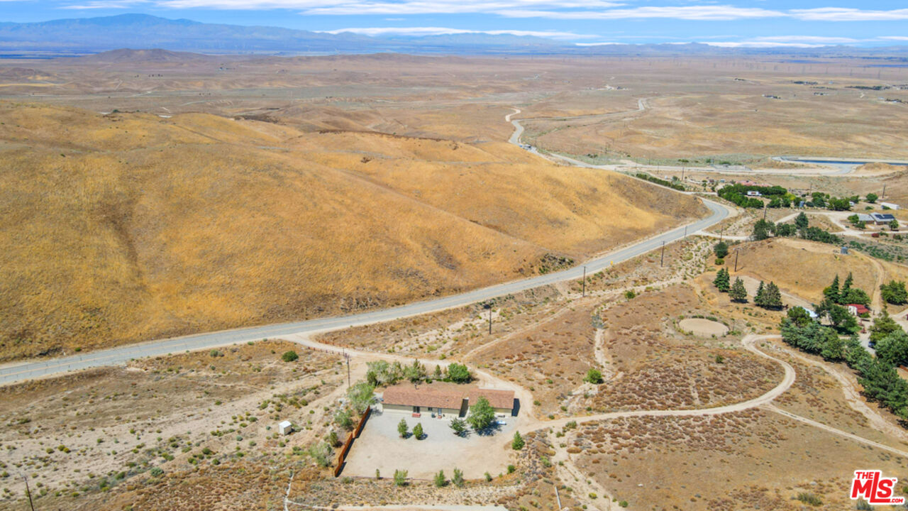 44150 Munz Ranch Road Lake Hughes, CA 93532 - Photo 10 of 40 Gallery Image 10