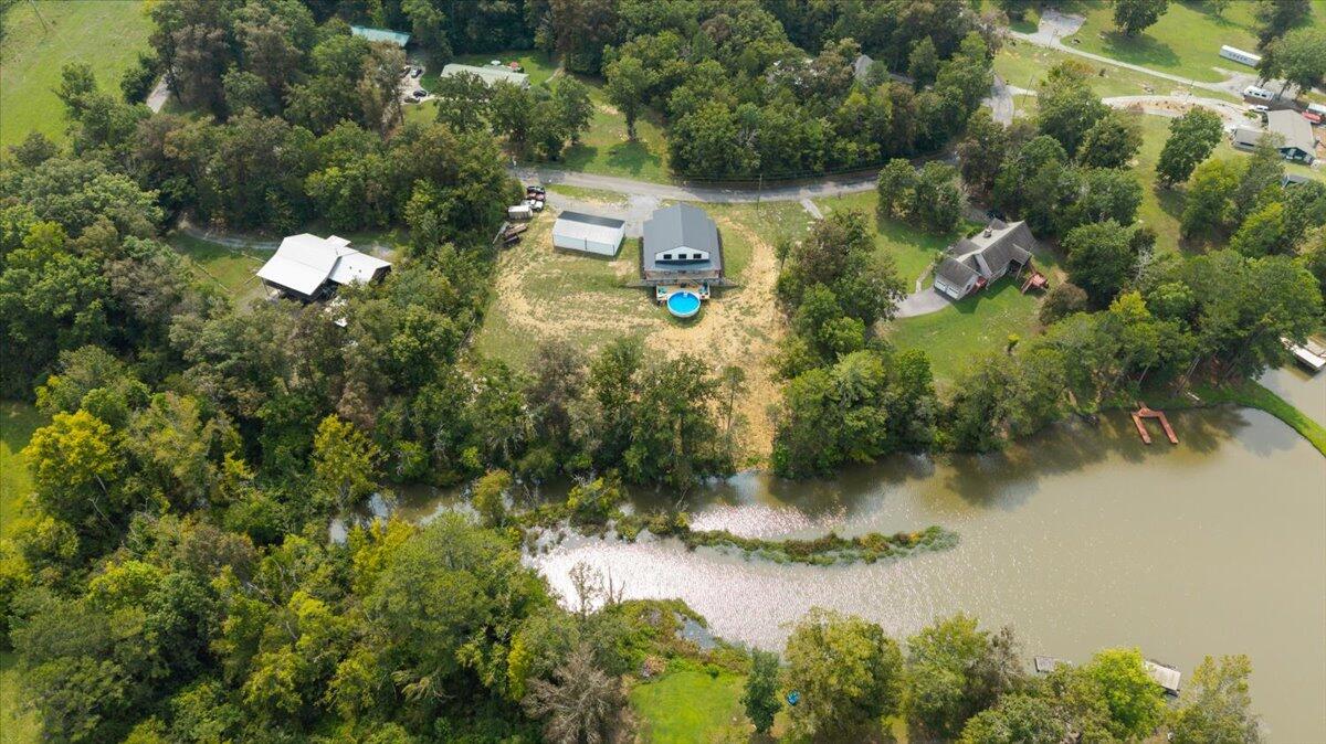 132 Hiwassee Drive Decatur, TN 37322 - Photo 54 of 63 54-DJI_20250906013125_0932_D