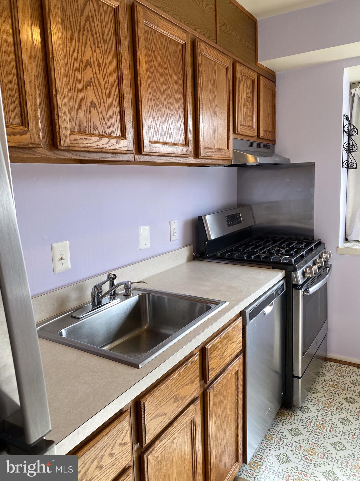 2384 Sun Valley Circle, Unit 2P Silver Spring, MD 20906 - Photo 5 of 26 Gallery Image 5