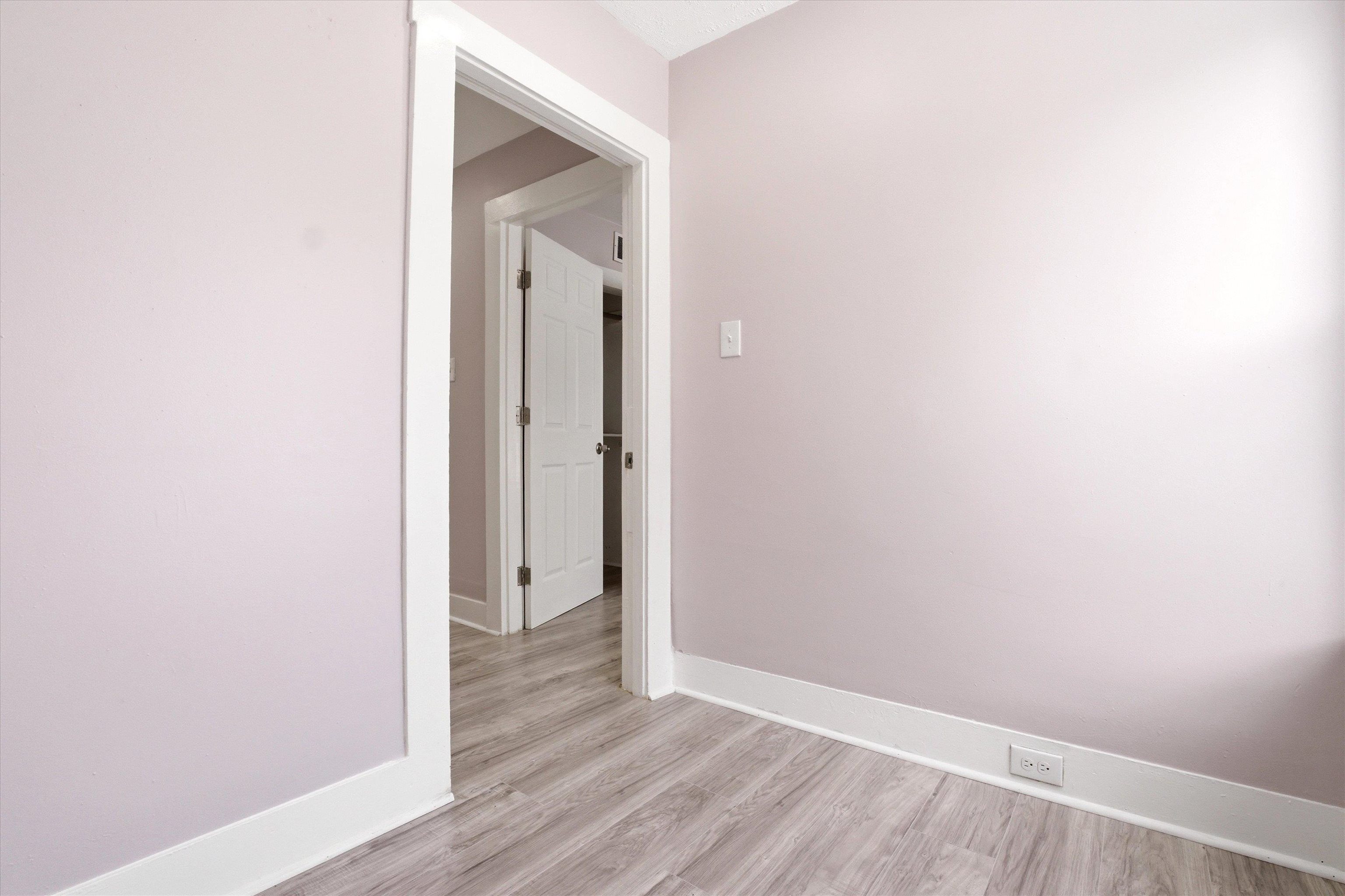 466 South Beech Street Manchester, NH 03103 - Photo 19 of 41