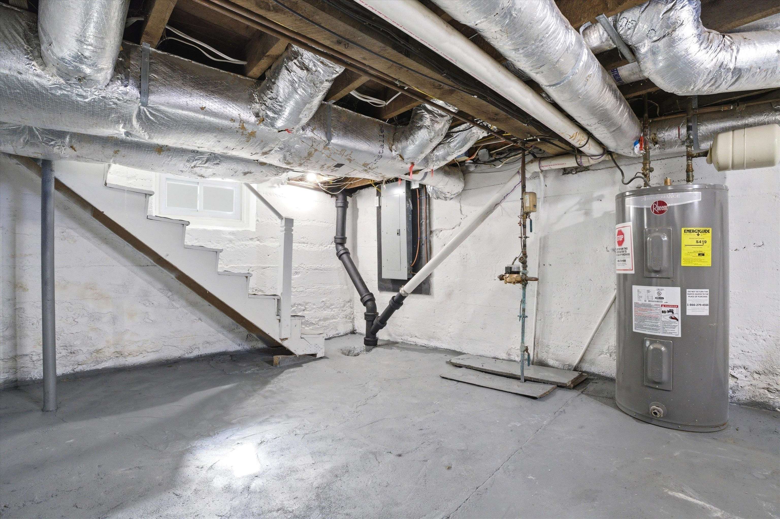 466 South Beech Street Manchester, NH 03103 - Photo 25 of 41