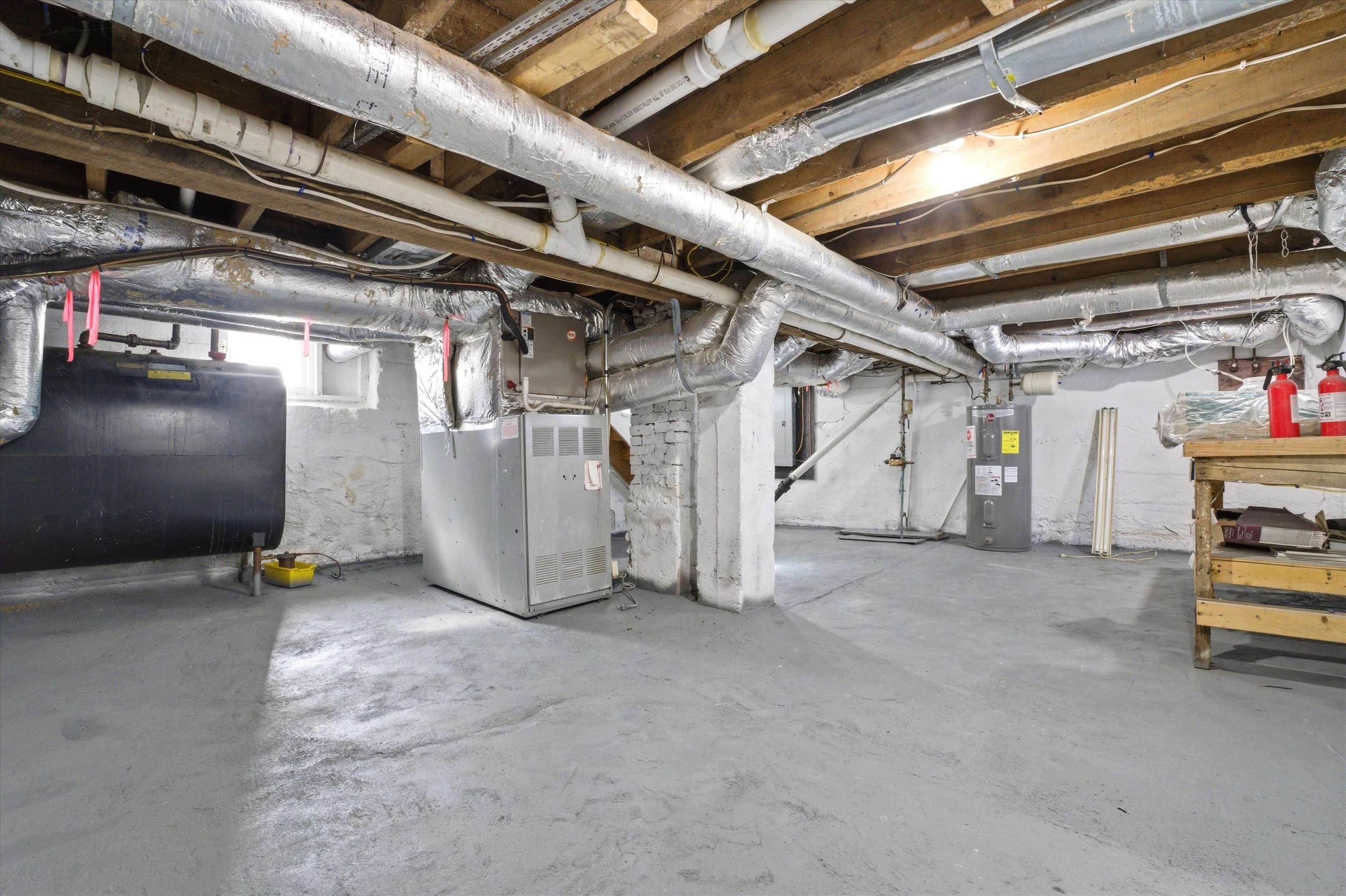 466 South Beech Street Manchester, NH 03103 - Photo 27 of 41