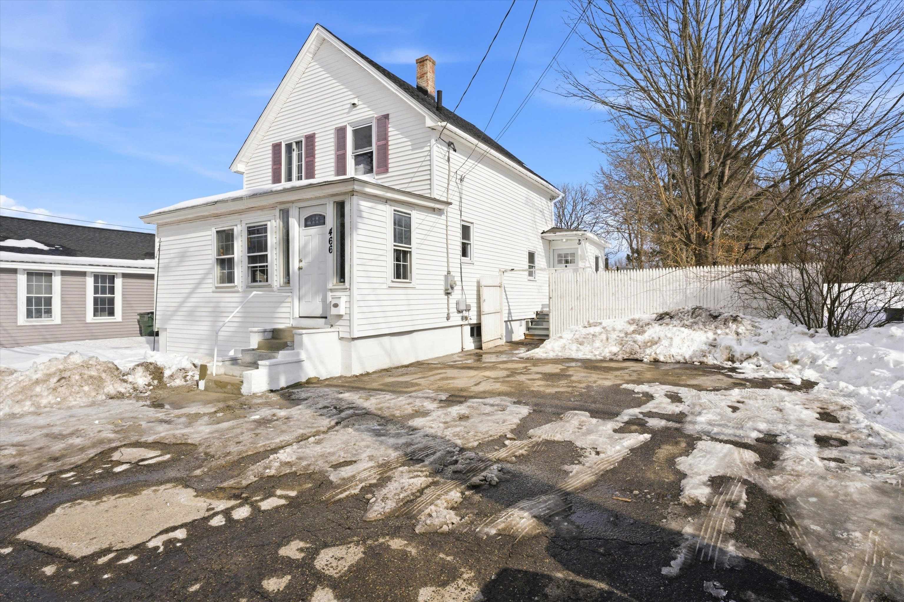 466 South Beech Street Manchester, NH 03103 - Photo 28 of 41