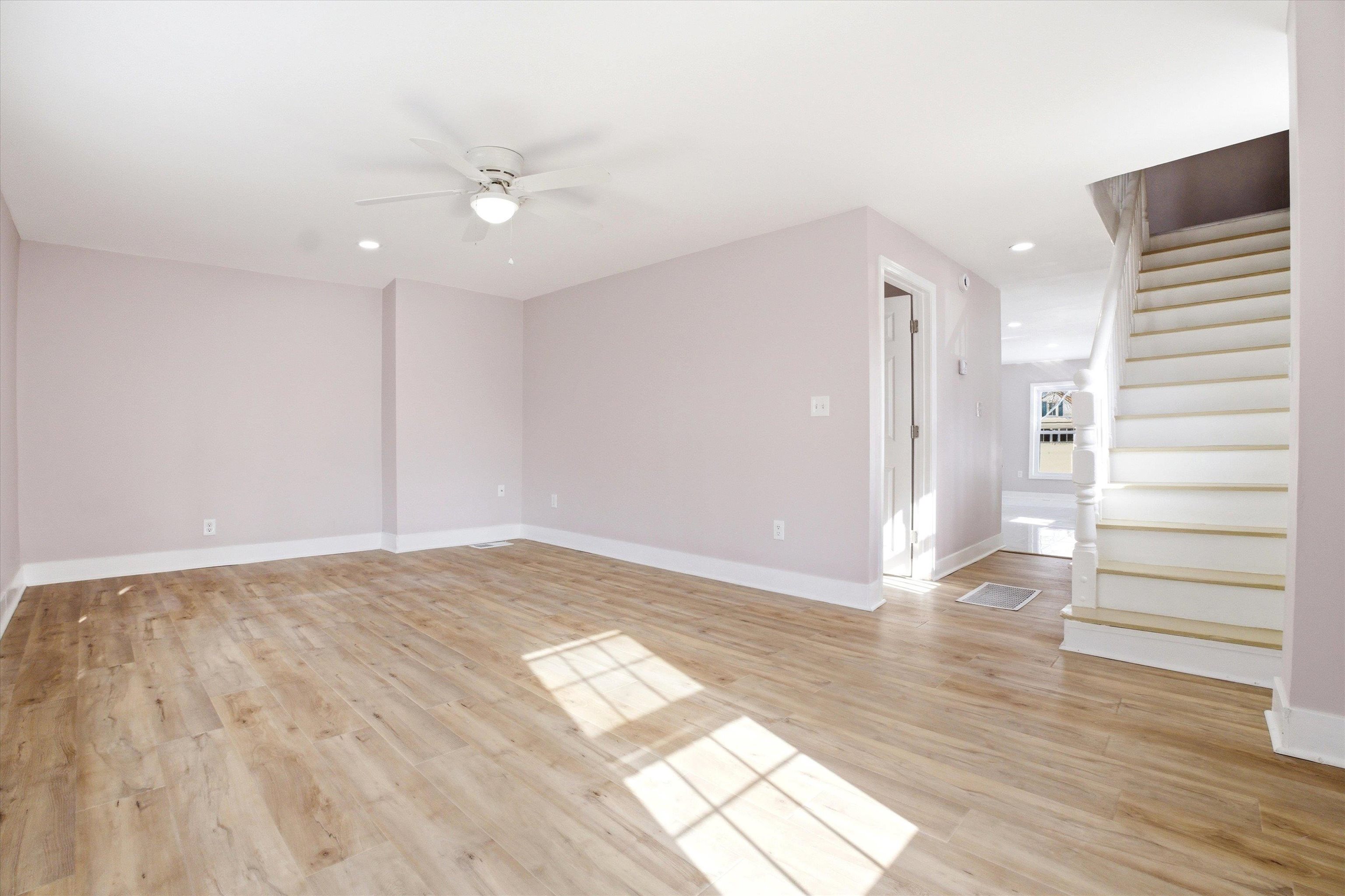 466 South Beech Street Manchester, NH 03103 - Photo 4 of 41