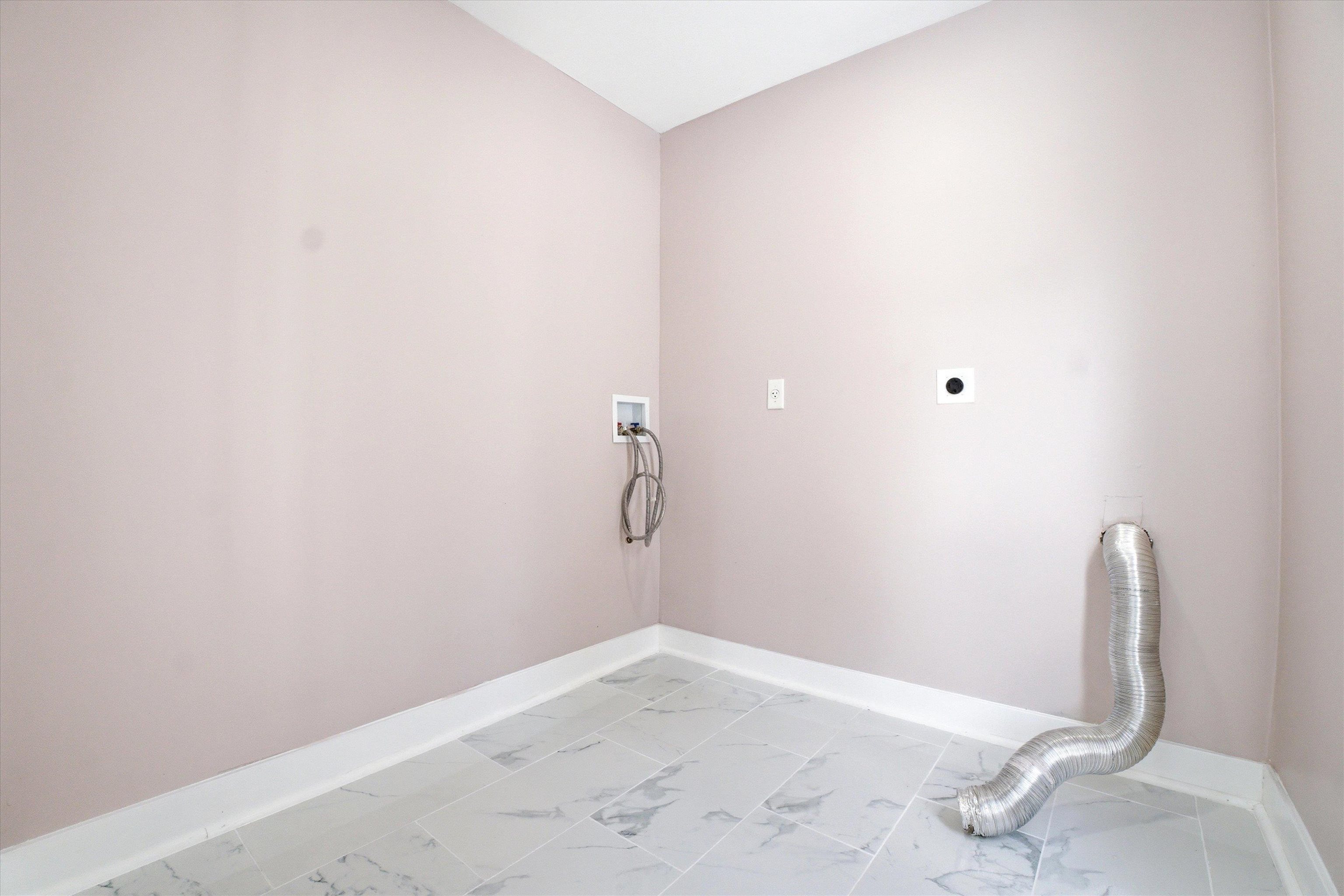 466 South Beech Street Manchester, NH 03103 - Photo 10 of 41