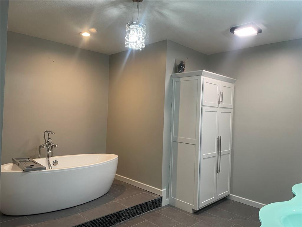 585 Northwest 500 Road Clinton, MO 64735 - Photo 15 of 42