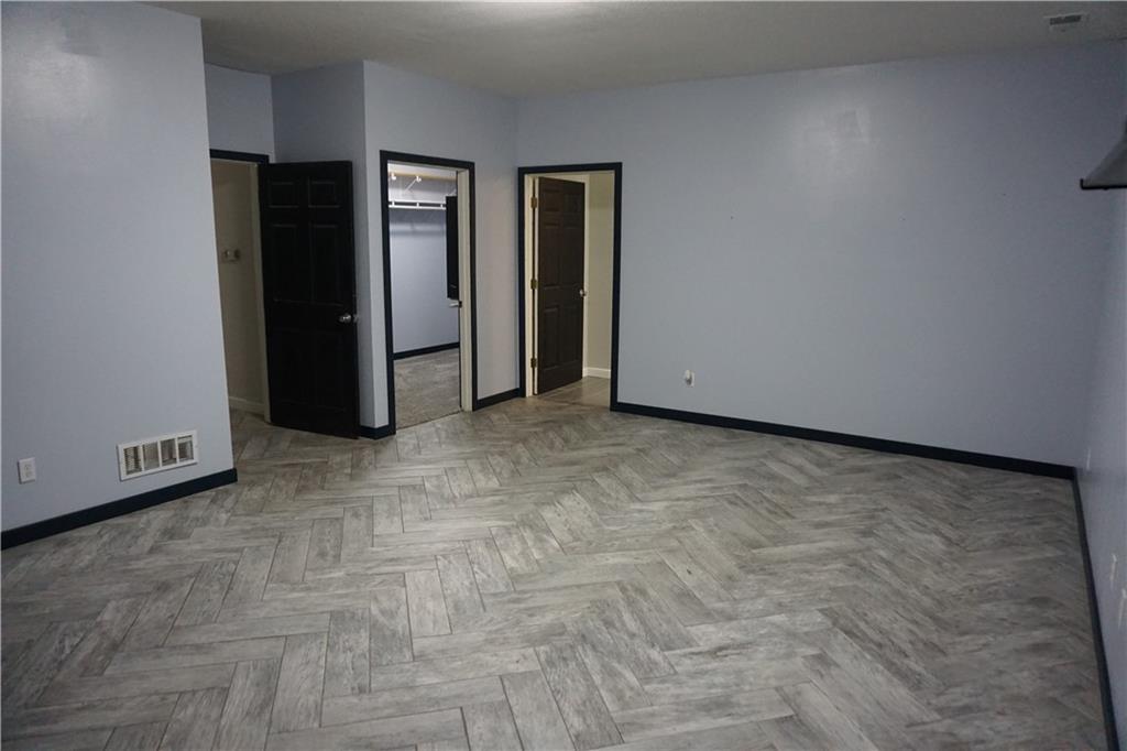 585 Northwest 500 Road Clinton, MO 64735 - Photo 20 of 42