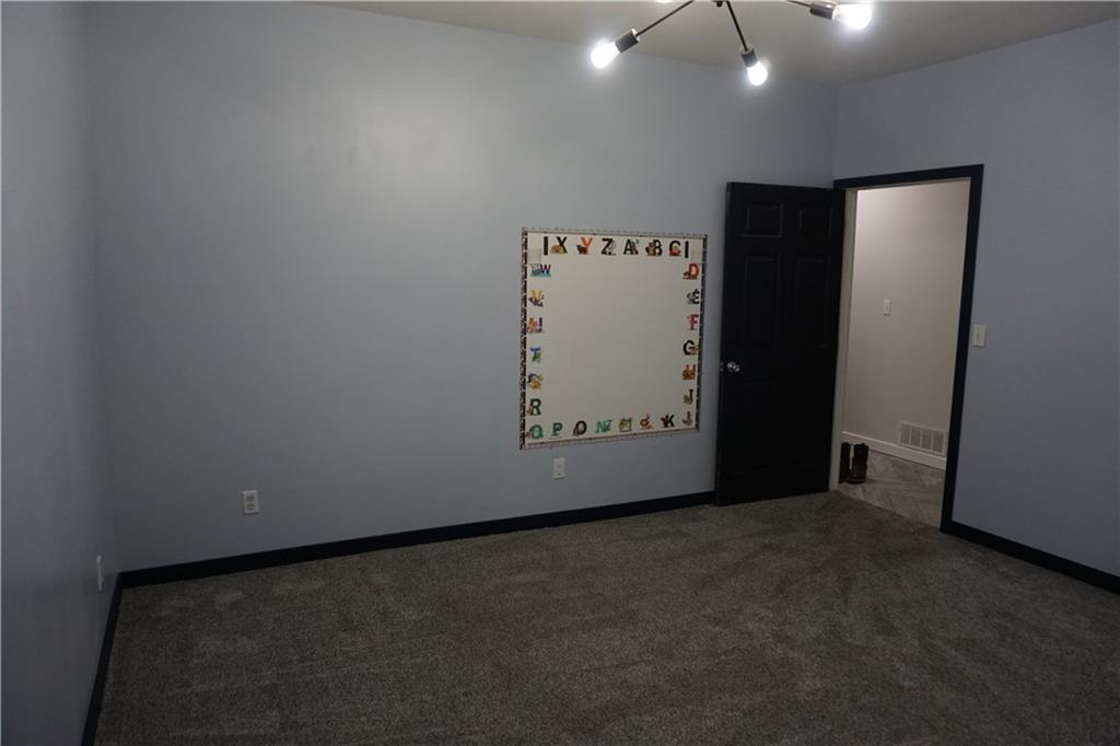 585 Northwest 500 Road Clinton, MO 64735 - Photo 25 of 42