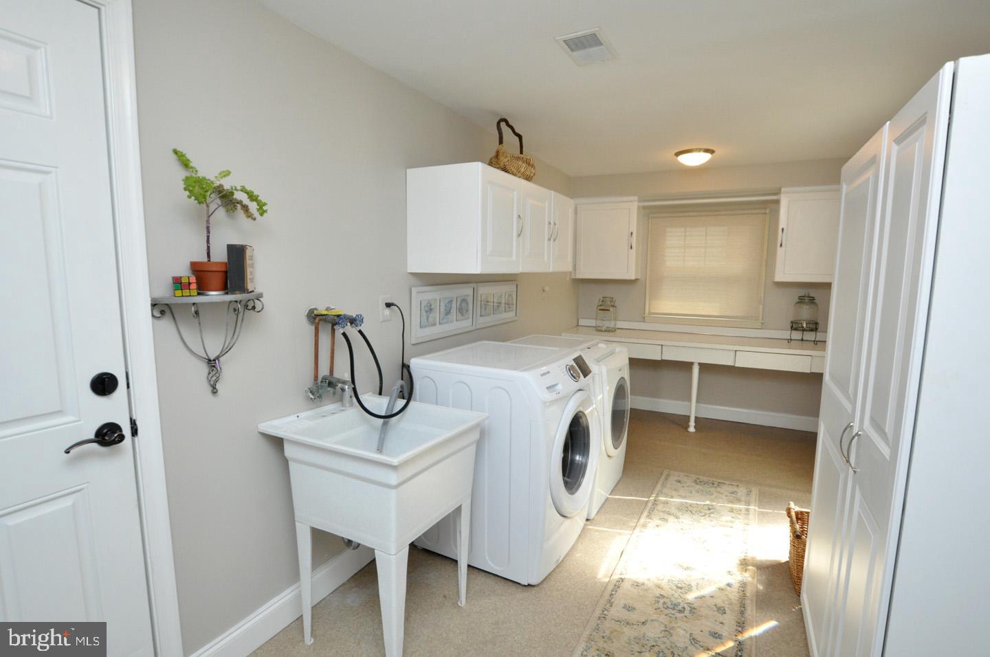 653 Cornwallis Drive Mount Laurel, NJ 08054 - Photo 19 of 34