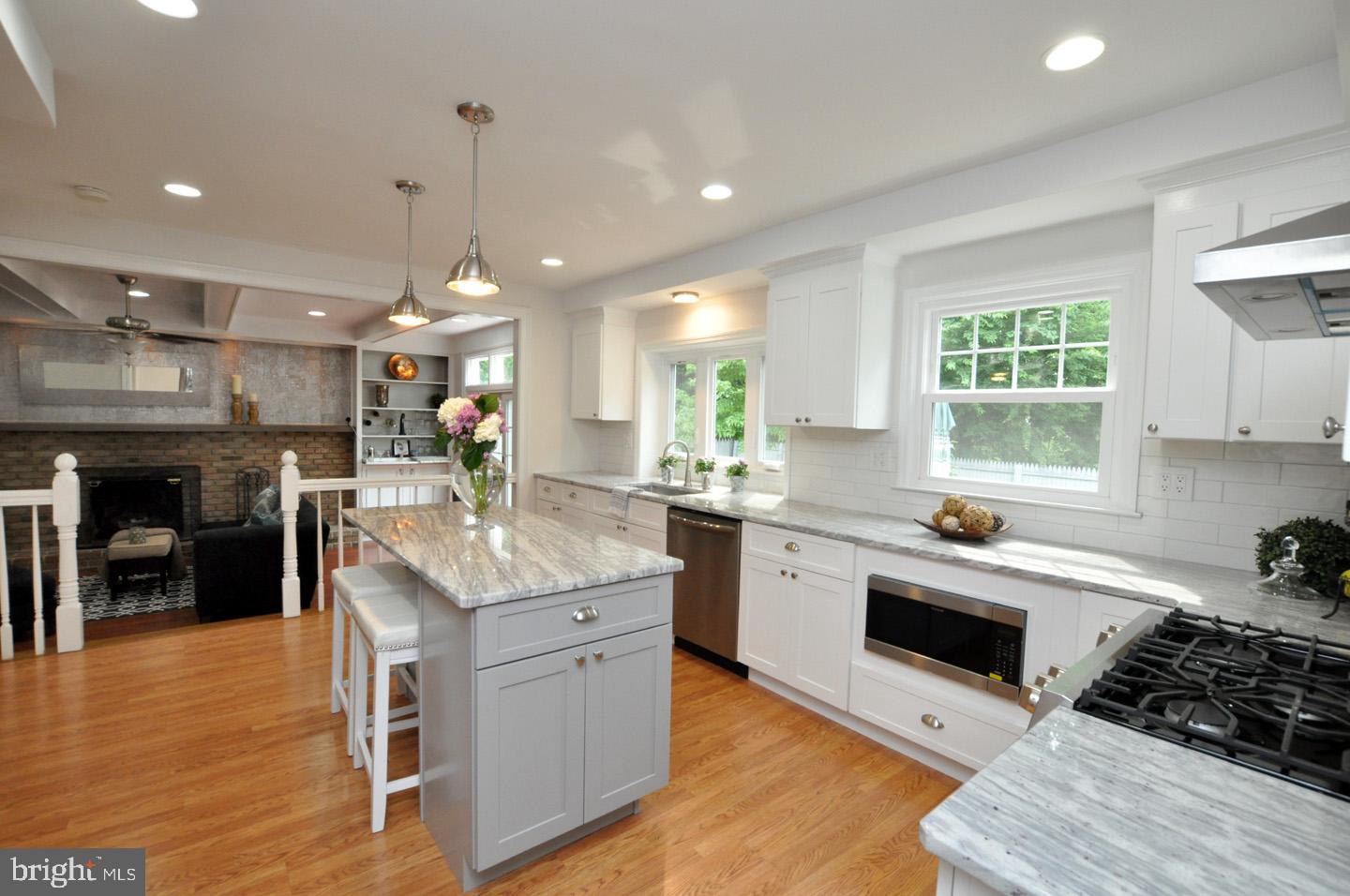 653 Cornwallis Drive Mount Laurel, NJ 08054 - Photo 7 of 34