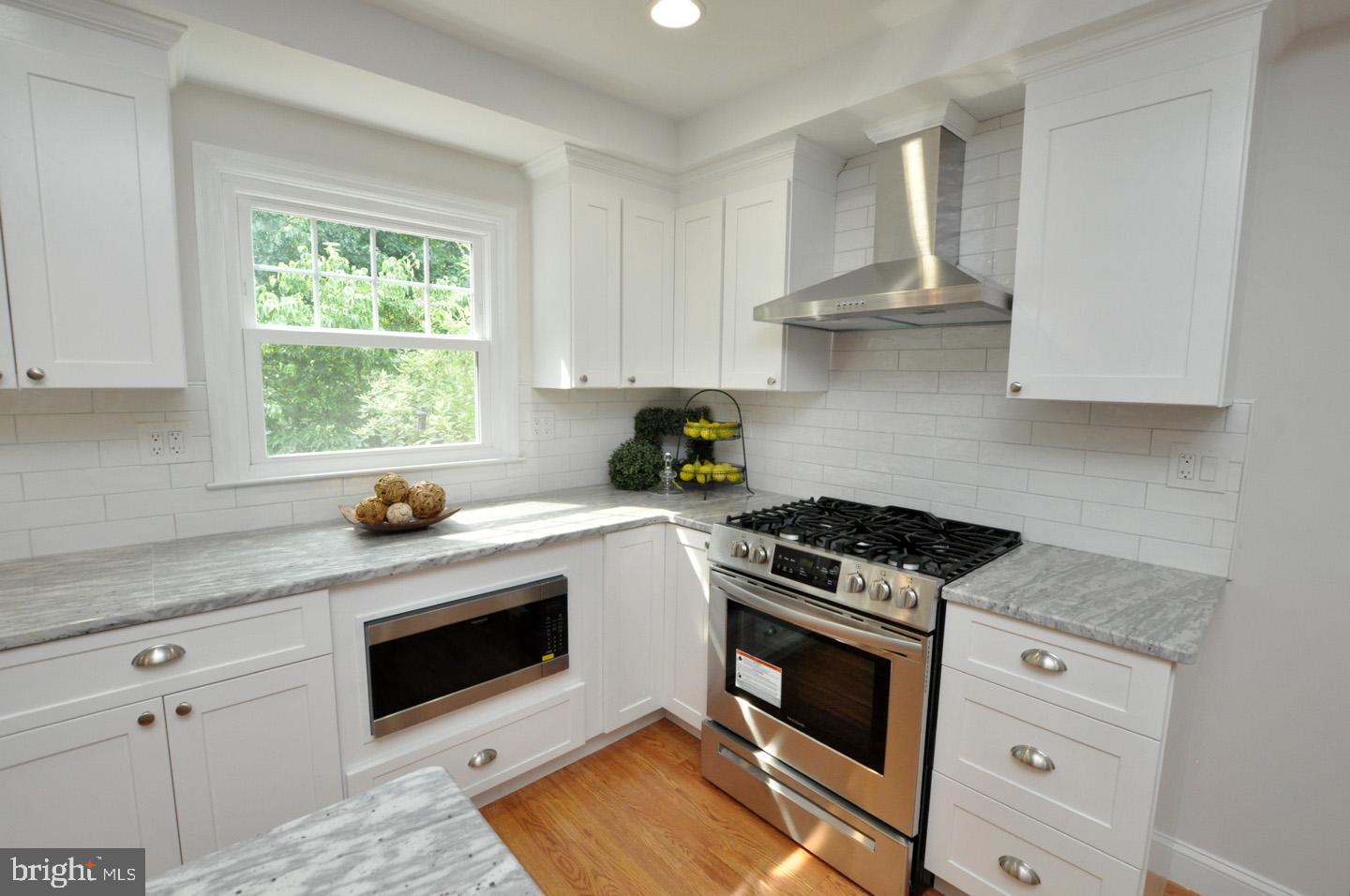 653 Cornwallis Drive Mount Laurel, NJ 08054 - Photo 9 of 34