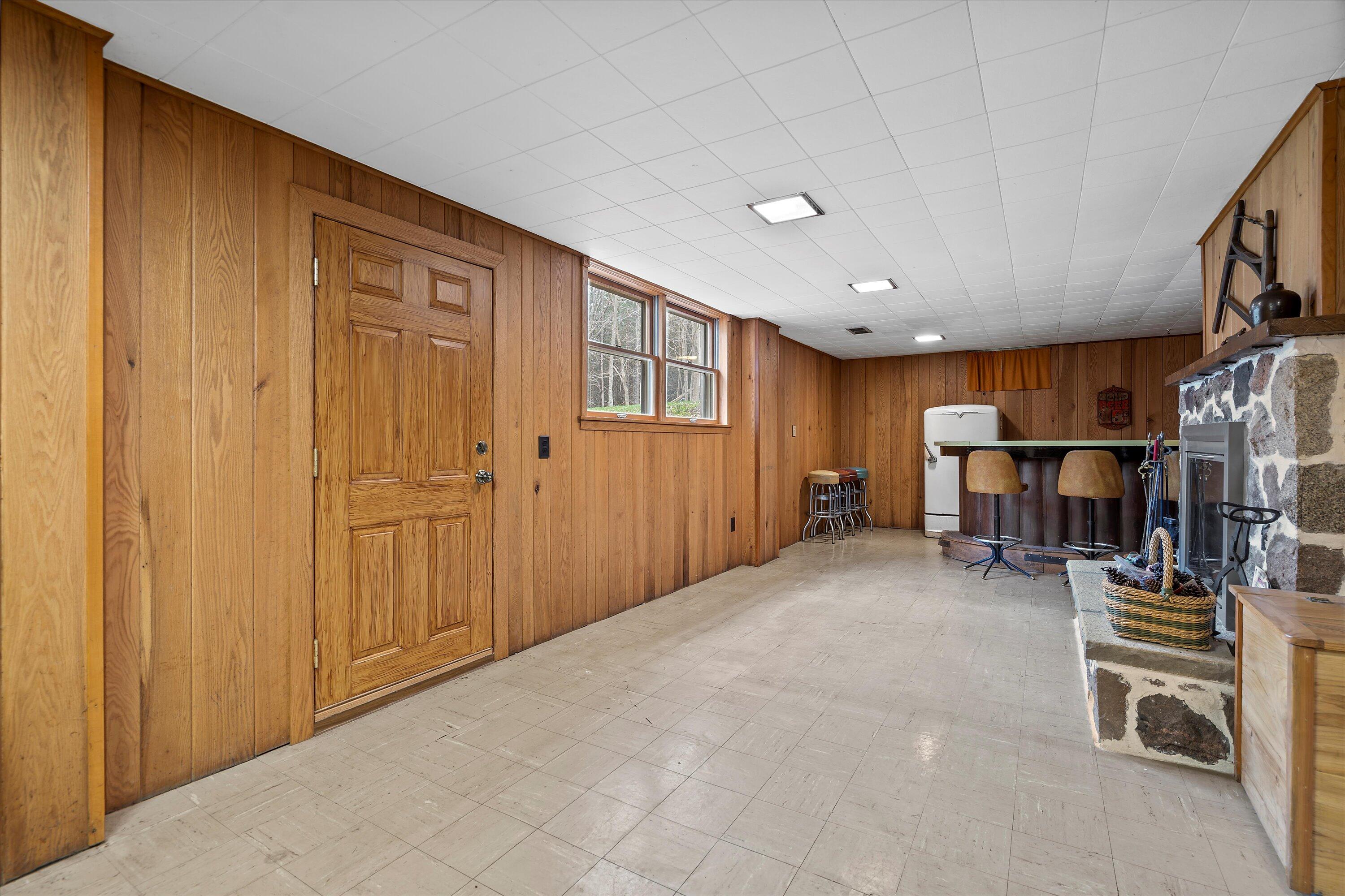 4241 Hillside Road Polk, WI 53086 - Photo 21 of 36 44-DSC09193