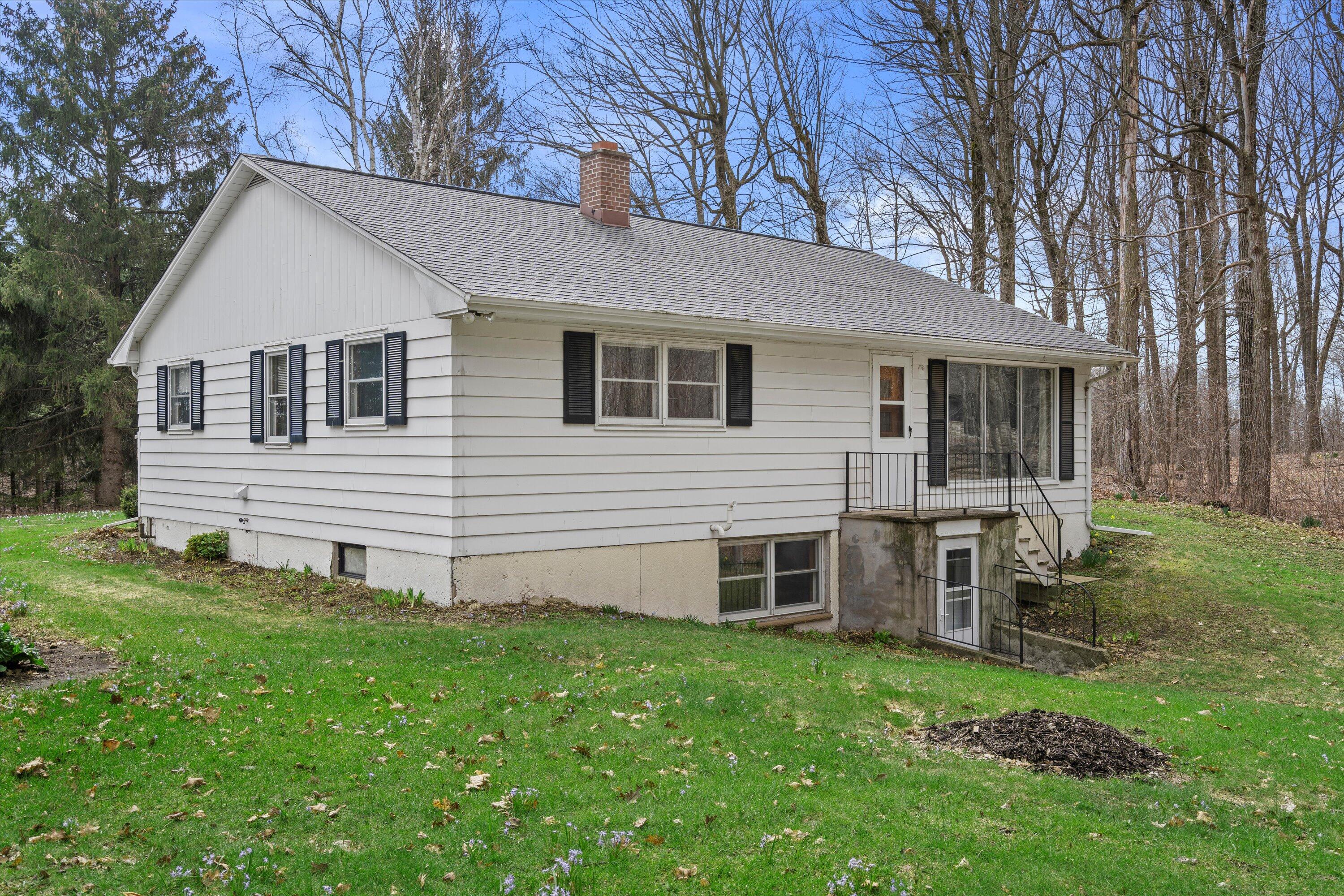 4241 Hillside Road Polk, WI 53086 - Photo 28 of 36 23-DSC09062