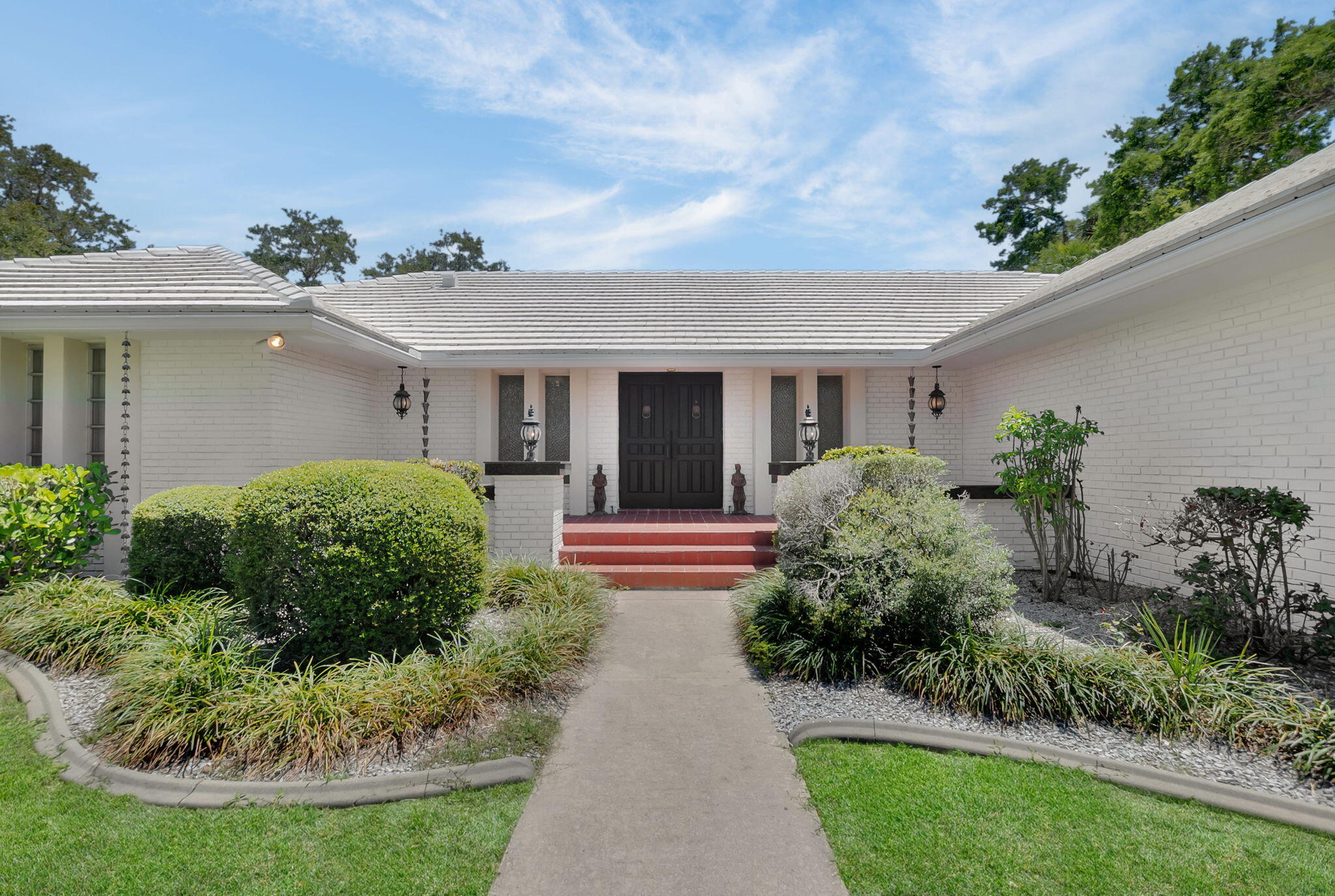 800 Southwest 17th Street Boca Raton, FL 33486 - Photo 8 of 83 7-web-or-mls-DSC_0606a